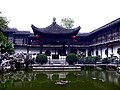 Сад Хе у Янчжоу, провінція Цзянсу (1880 р.), класичний сад приватної резиденції епохи династії Цінь.