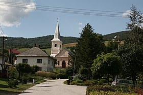 Igreja de São Miguel Arcanjo, em Helcmanovce.