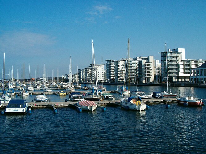 Небольшой лодочный порт в Хельсингборге, Швеция