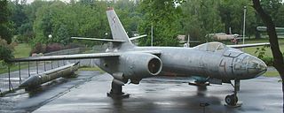 גרסת המפציץ הבסיסית של איליושין Il-28 בצבעי חיל האוויר הפולני