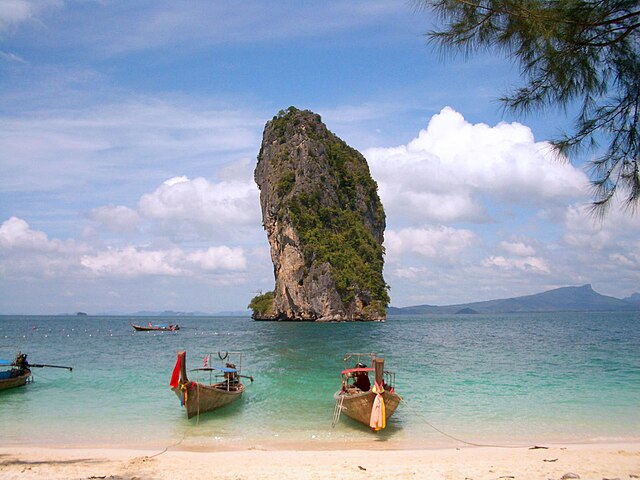 Плажа на тајландском острву Пода.