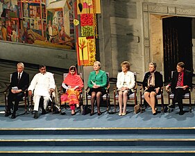 Malala och Kaliash Satyarthi på fredsprisutdelningen i Oslo rådhus, 10 december 2014.