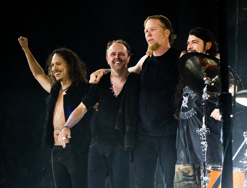 File:Metallica at The O2 Arena London 2008.jpg