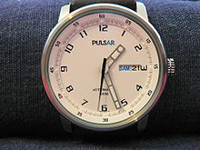 A modern analog Pulsar watch Pulsar Montre 4.JPG