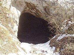 A Szeleta-barlang bejárata