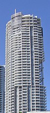 Башни Chevron Renaissance на GC HWY (на кадре 3) - Skyline North Tower.jpg