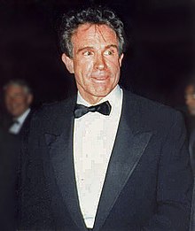 Warren Beatty (1990).jpg