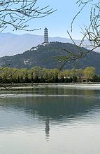 Kunming aintzira eta Yu Feng pagoda Yu Quan muinoan.