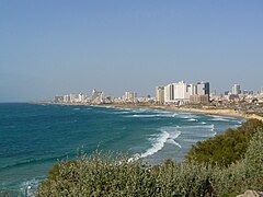 Вид на пляж Тель-Авива из Яффы
