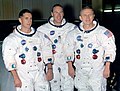 Tripulação da Apollo 8: Frank Borman, James Lovell e William Anders, primeiros humanos que abandonaram a órbita da terra e viajaram para outro corpo no espaço em 1968.
