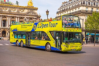 Paris l'Open Tour kabrioletbuss (Ayats Bravo City 38 SELT), Paris i 2016.