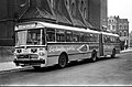 En Daimler-Benz O 317 fan di Statforkiir Lübeck ("Gaubschat-Gelenkbus") wiar 1964 naa Kiel ütlent.