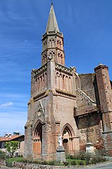 L'église Saint-Pierre-ès-Liens.