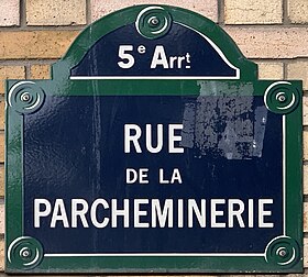 Voir la plaque.