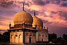 Qutb Shahi Tomb 5.jpg