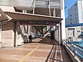 当駅とイオンモール津田沼を結ぶ連絡通路（2012年3月15日）
