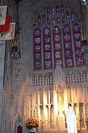 Martha Washington Window (1918).