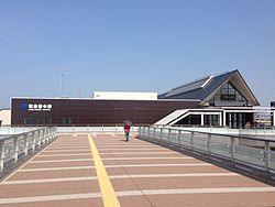 新駅舎（2013年8月撮影）