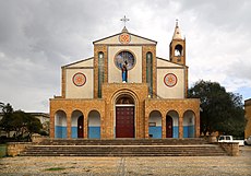 Adigrat, cattedrale del Salvatore, esterno 03.jpg