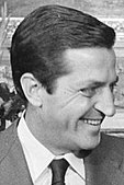 Adolfo Suárez 1977b (cropped).jpg