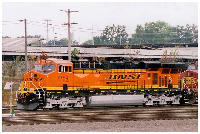 640px-BNSF_7759_GE_ES44DC.jpg