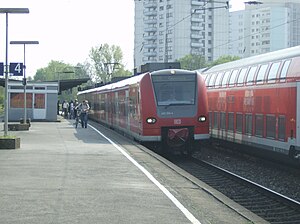 DB 425 058 at Wesel.JPG