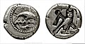 מטבע צורי מהמאה ה־4 לפנה"ס, ינשוף עם סמלים מצריים,[121] בצד השני דולפין מעל גלים וקונכיית חלזון ארגמן[128]