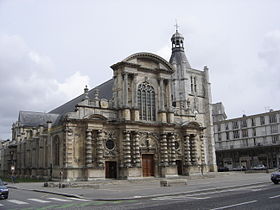 Façade principale de la cathédrale, et façade ouest de la tour.