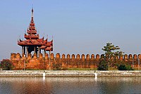 Le mura di Mandalay