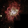 Citra NGC 604 oleh Teleskop Hubble pada tahun 2003