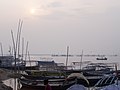 Triveni confluence, Allahabad, Uttar Pradesh me jahan pe Ganga aur Jamuna mile hae.