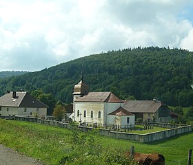 Vue de l'église de Boujeons.