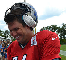 Description de l'image Shaun Hill at the 2012 Detroit Lions Training Camp.jpg.