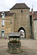 Sainte-Sévère-sur-Indre, porte