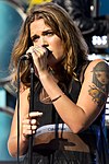 Tove Lo performing "Habits (Stay High)" in 2014