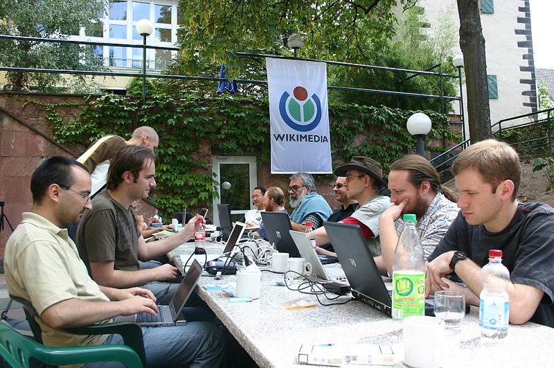 Wikimania Hacking days 2005