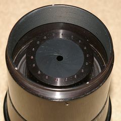 Diaphragme à 19 lamelles de l'objectif Carl Zeiss Jena Sonnar T 300 mm f/4