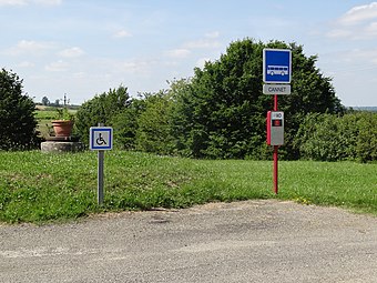 Arrêt de bus.