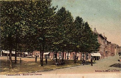 Place et rue de la Digue. Carte postale du début du XXe siècle.