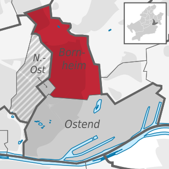 Carte situant le quartier (en rouge) au sein l'arrondissement (en gris foncé) et du reste de la ville (en gris clair)