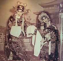 Yam Kim-fai (left) in costume with Bak Sheut-sin