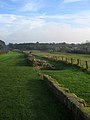 Der Hadrianswall bei Heddon-on-the-Wall östlich des MK 12
