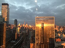 Looking west from an apartment building near Queens Plaza Long Island City (20190306141621).jpg