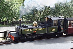 Lyd (Nachbau von 2010) im Bahnhof Tan-y-Bwlch auf der Ffestiniog Railway.