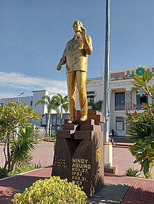 Ninoy Aquino Monument, Concepcion, Tarlac.jpg