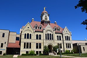 Oconto County Courthouse, seit 1982 im NRHP gelistet[1]