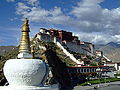 Istana Potala.