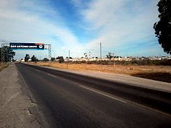 San antonio oeste entrada.jpg