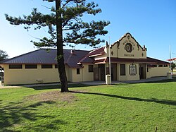 Southport SLSC pavilion.jpg