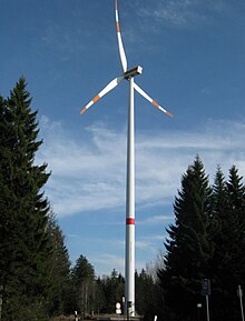 Simmersfeld ist bekannt für seinen Windpark und somit für die regenerative Energieerzeugung.
